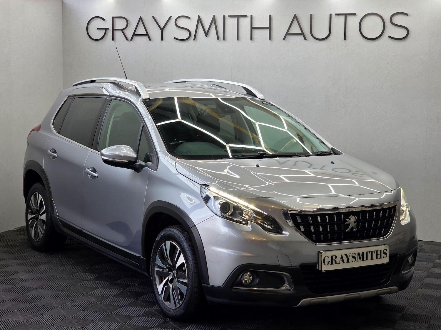 Used Peugeot 2008 2017 for sale - 76398243: Photo 1