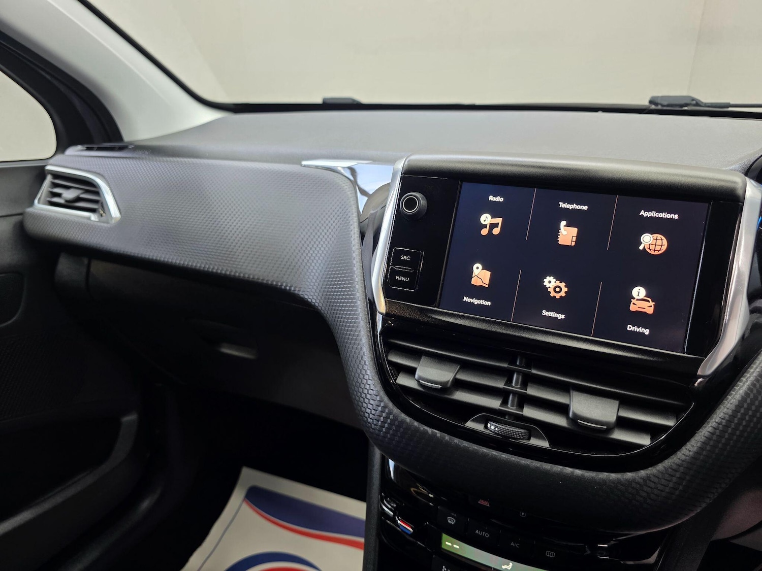 Used Peugeot 2008 2017 for sale - 76398243: Photo 17