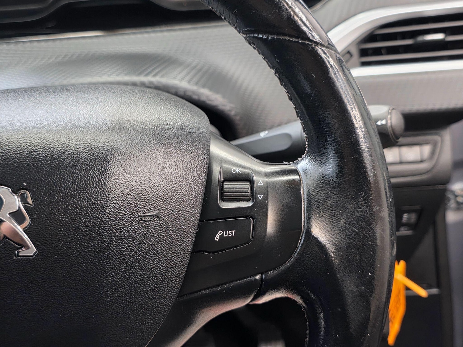 Used Peugeot 2008 2017 for sale - 76398243: Photo 23