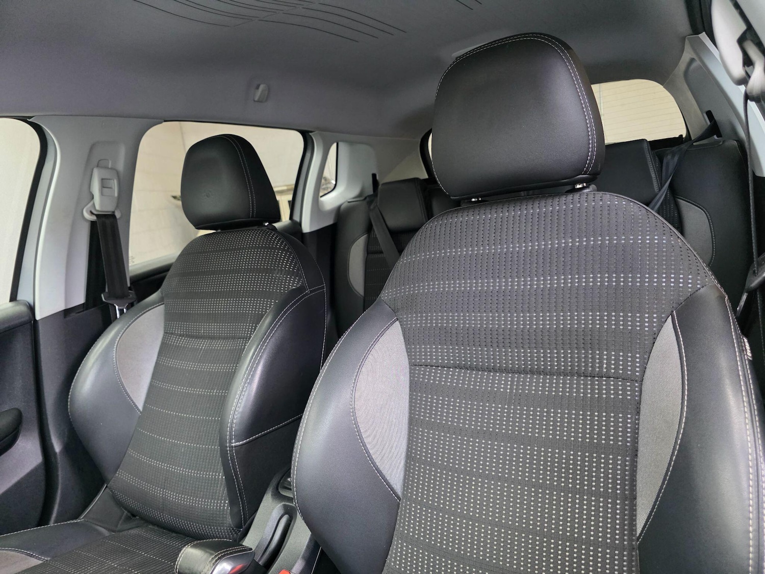 Used Peugeot 2008 2017 for sale - 76398243: Photo 26