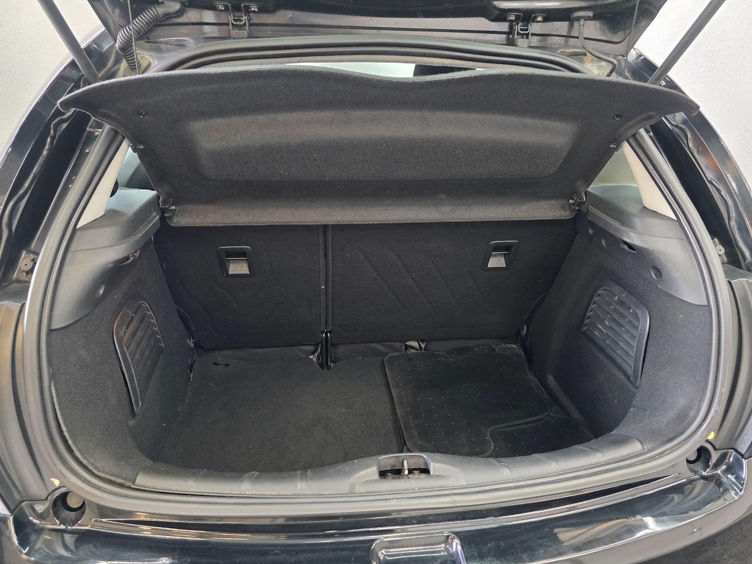 Used Citroen C3 2015 for sale - 76103992: Photo 9