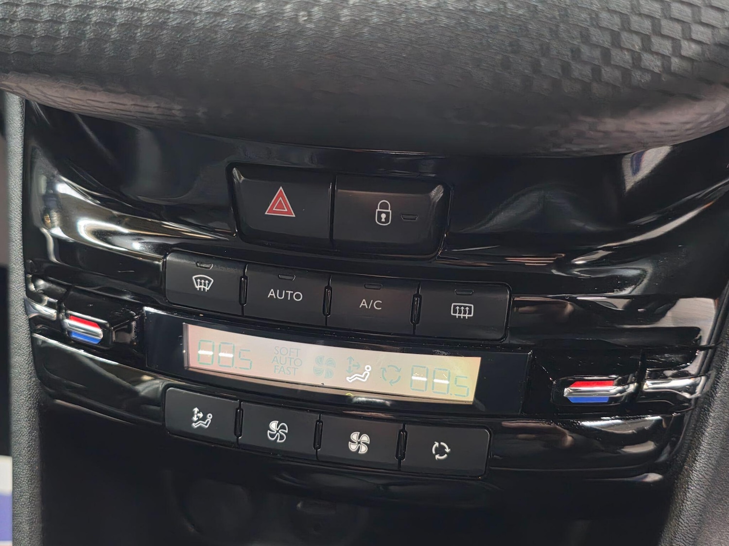 Used Peugeot 2008 2018 for sale - 76585115: Photo 20