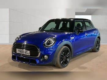 Used MINI Hatch 2019 for sale - 79412588: Photo