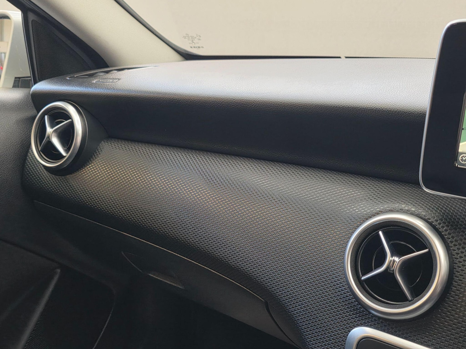 Used Mercedes-Benz A-Class 2016 for sale - 76104014: Photo 17