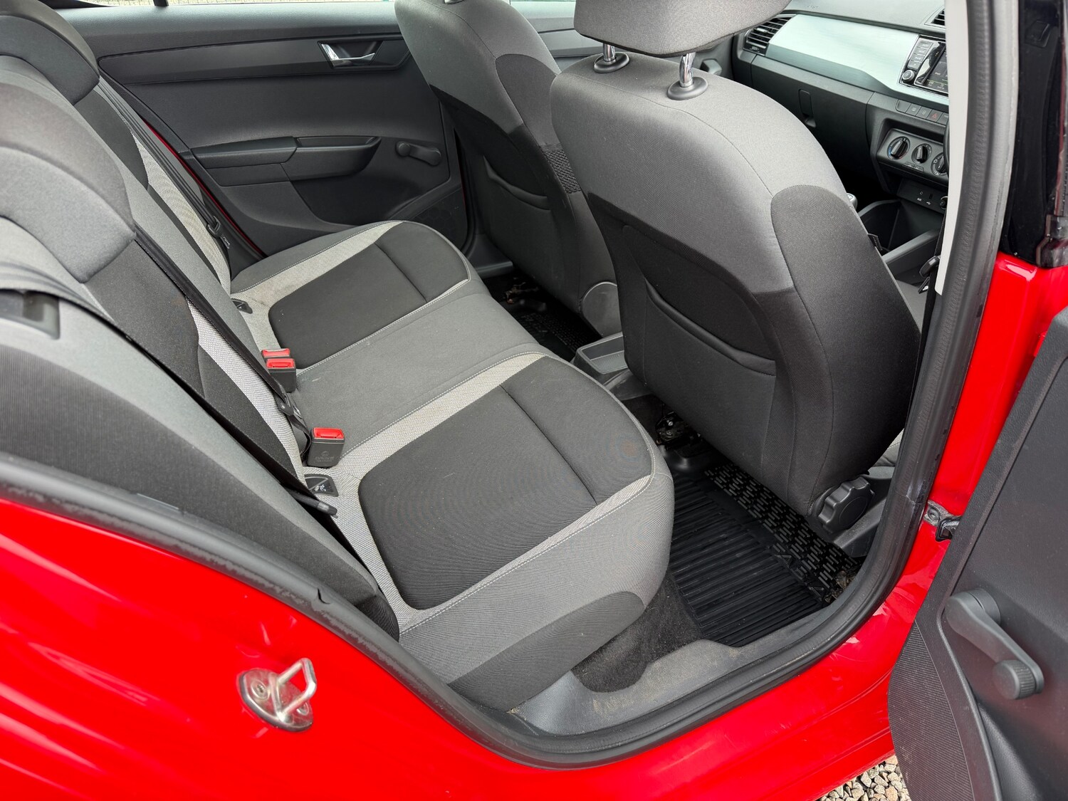 Used Skoda Fabia 2016 for sale - 77873352: Photo 12