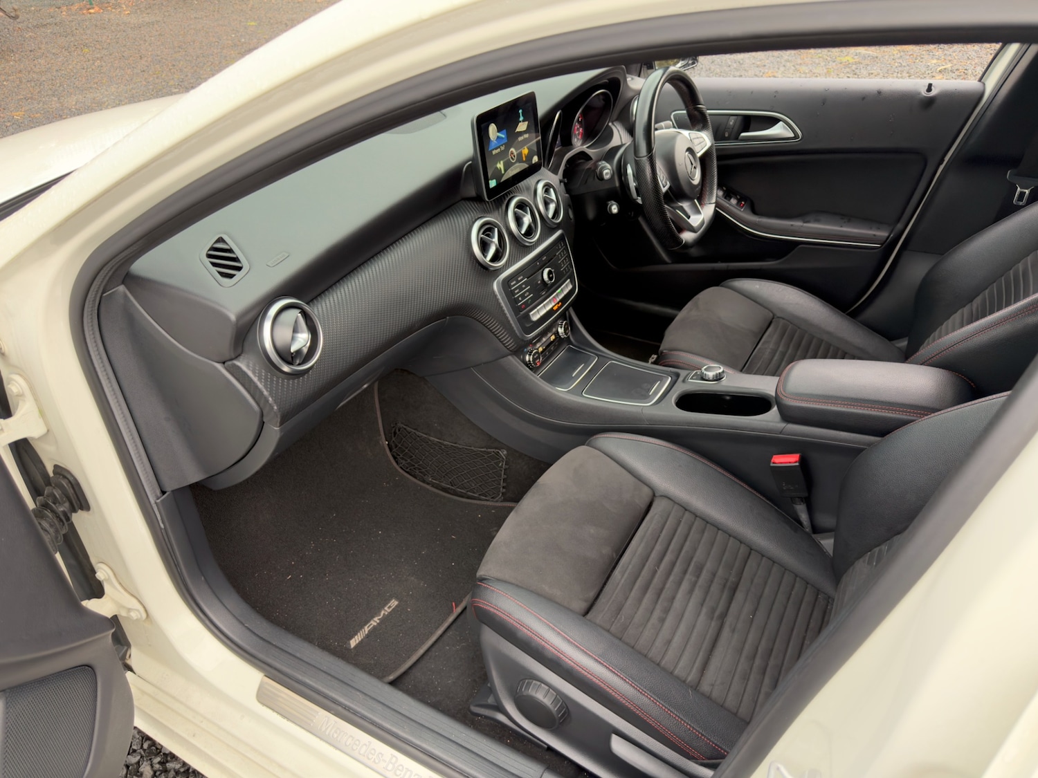 Used Mercedes-Benz A-Class 2016 for sale - 76963799: Photo 11