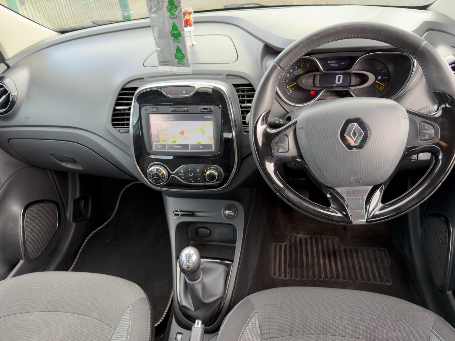 Used Renault Captur 2014 for sale - 77767010: Photo 9