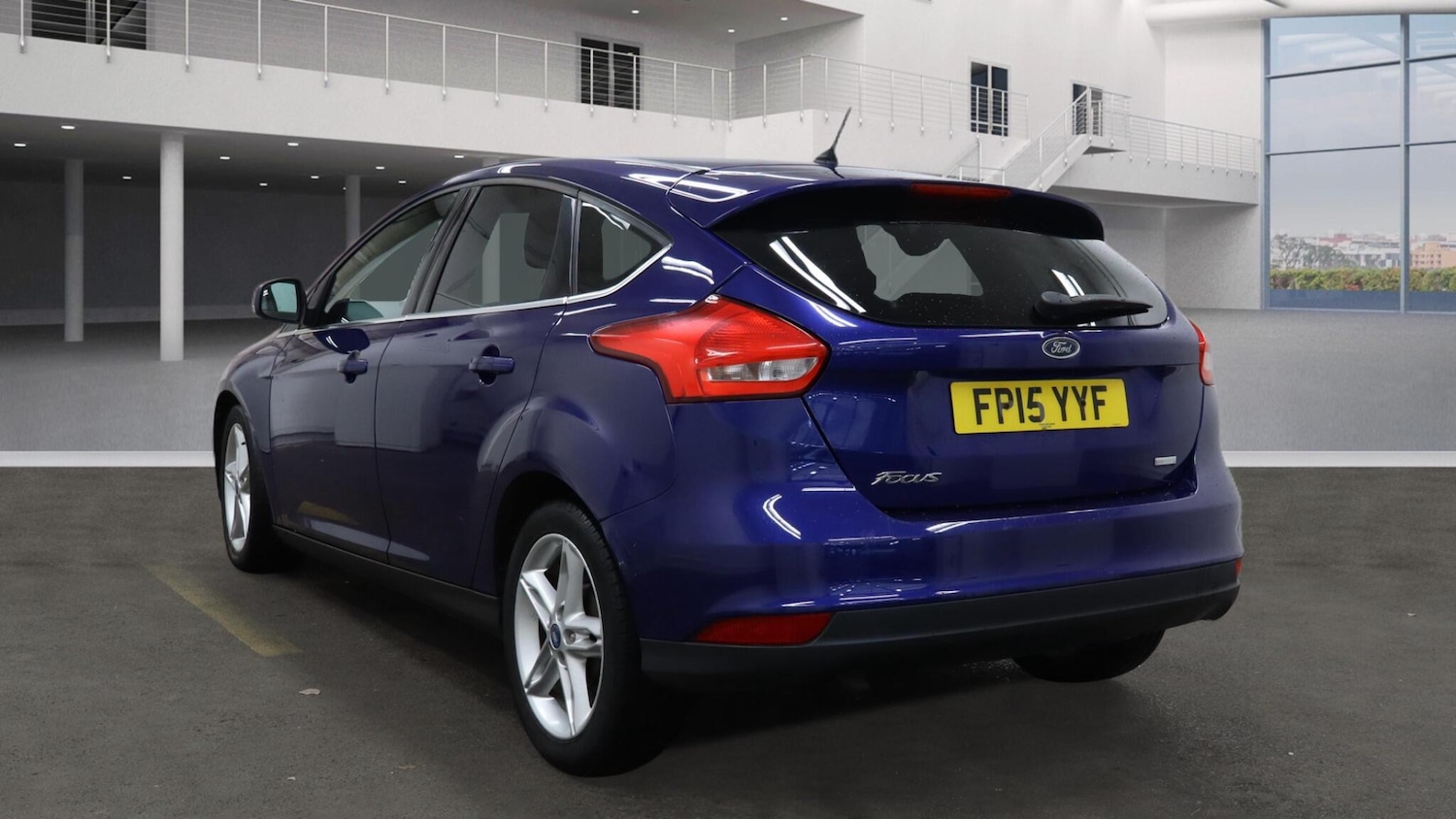 Used Ford Focus 2015 for sale - 77190728: Photo 2