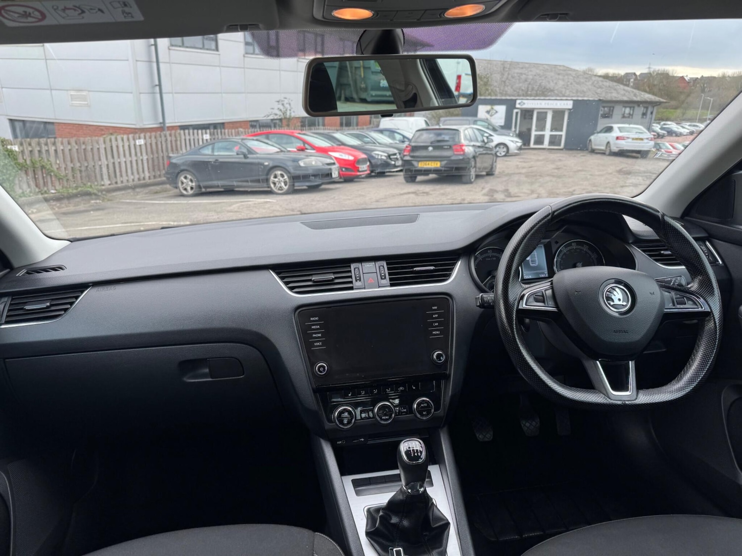 Used Skoda Octavia 2017 for sale - 77320803: Photo 11