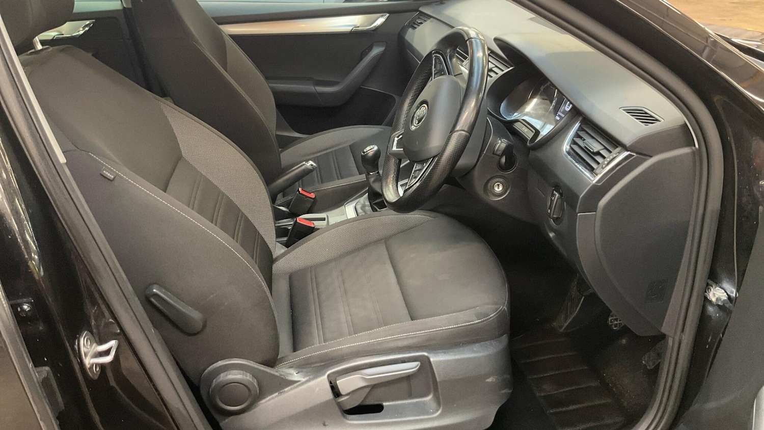 Used Skoda Octavia 2017 for sale - 77320803: Photo 4