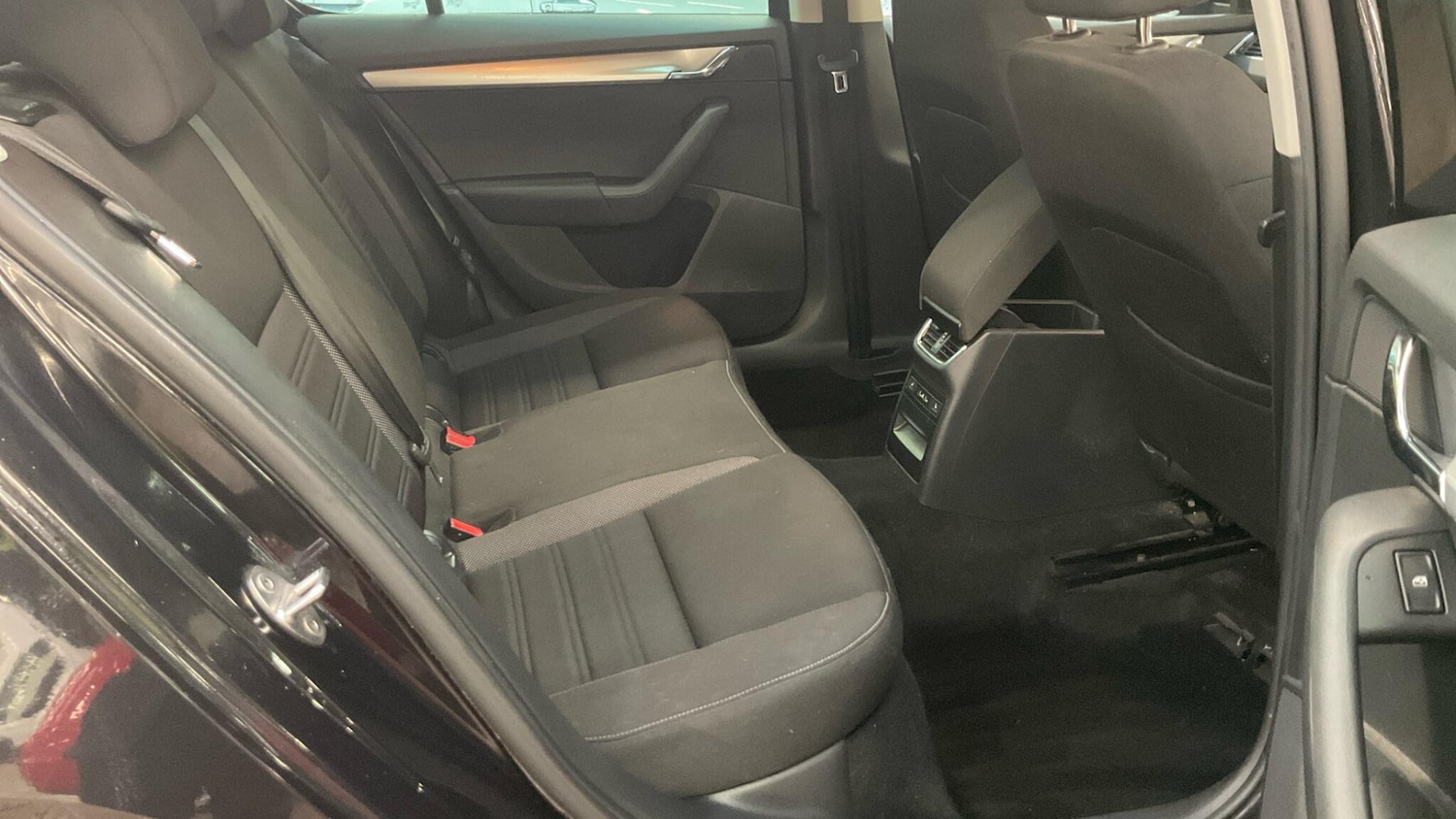 Used Skoda Octavia 2017 for sale - 77320803: Photo 5