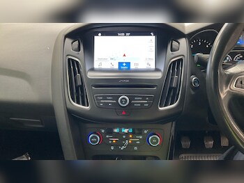 Used Ford Focus 2017 for sale - 75941029: Photo