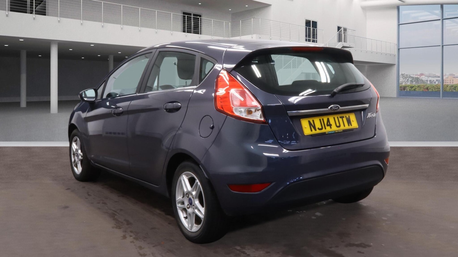 Used Ford Fiesta 2014 for sale - 77102057: Photo 2