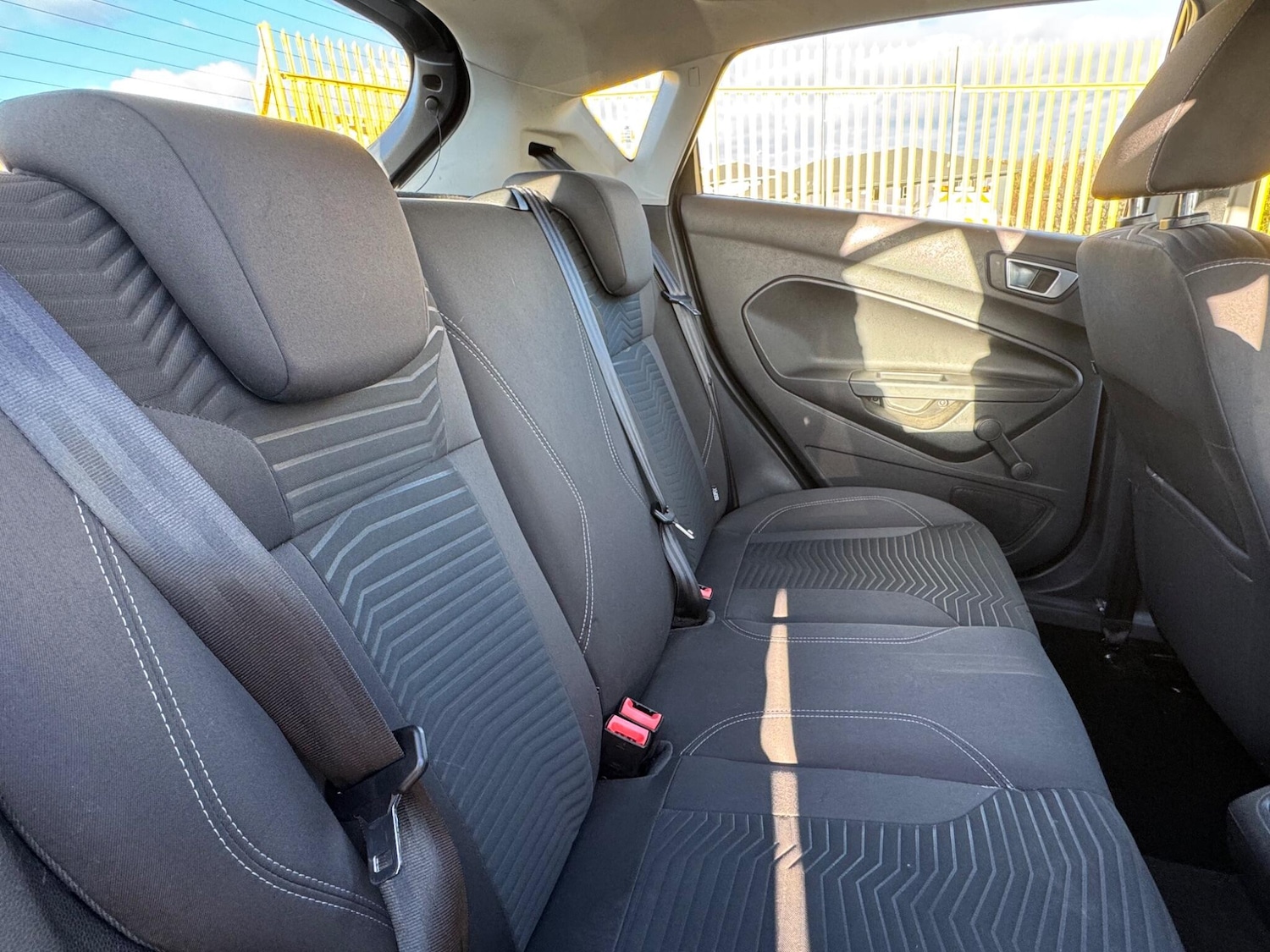 Used Ford Fiesta 2013 for sale - 76457990: Photo 11