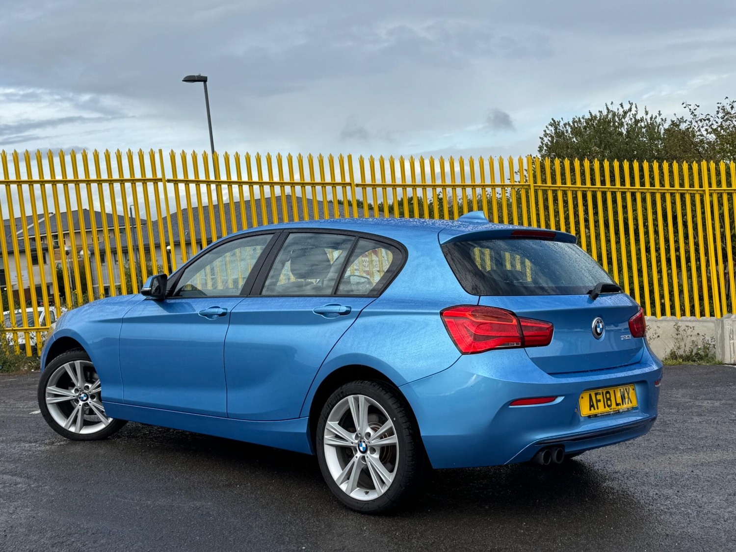 Used BMW 1 Series 2018 for sale - 76989177: Photo 2