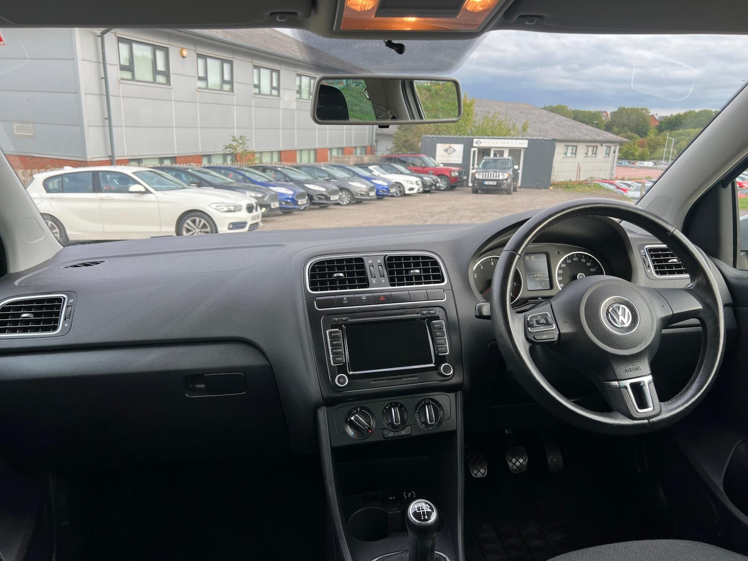 Used Volkswagen Polo 2011 for sale - 76993655: Photo 10