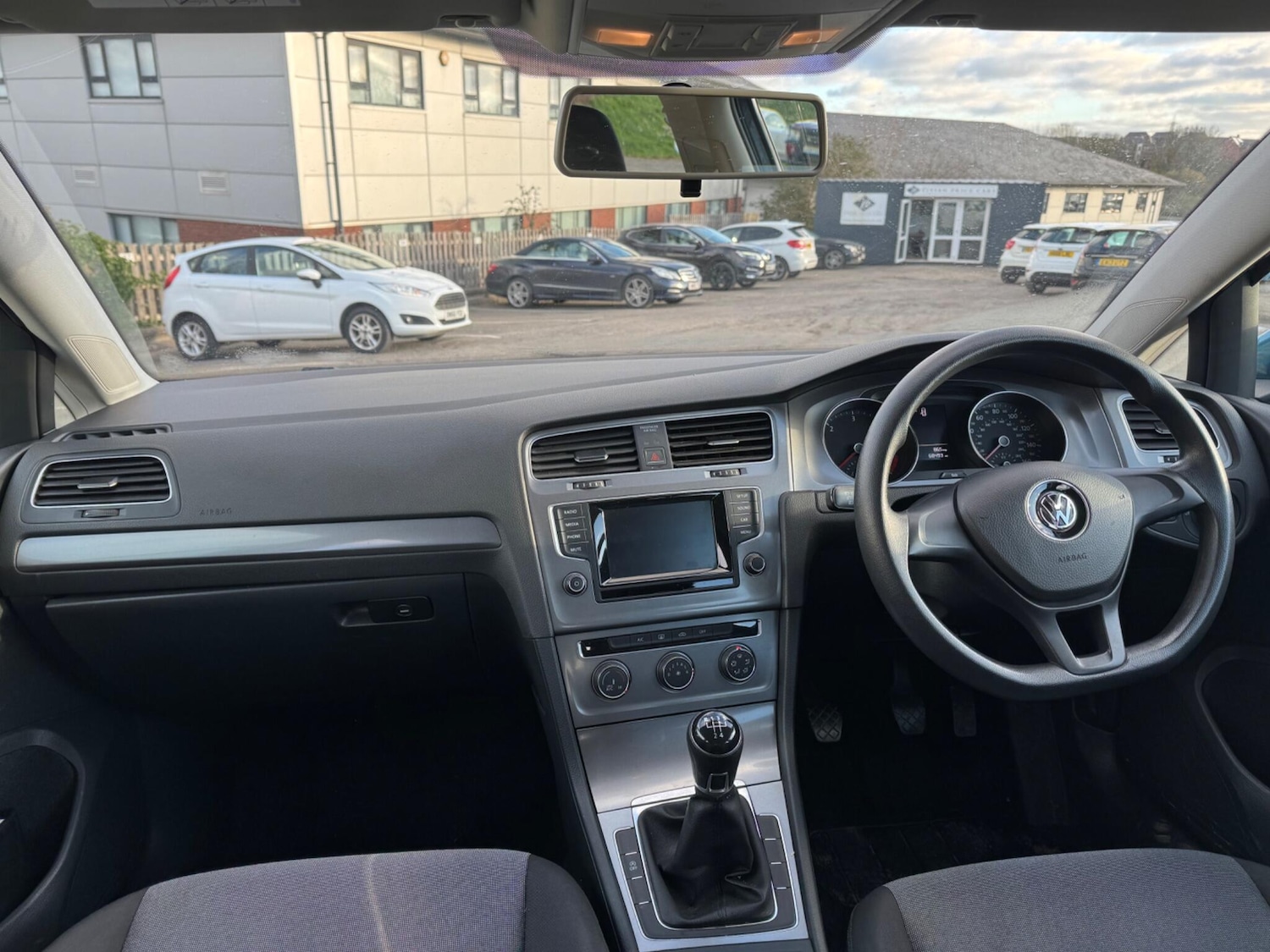 Used Volkswagen Golf 2015 for sale - 76992386: Photo 10