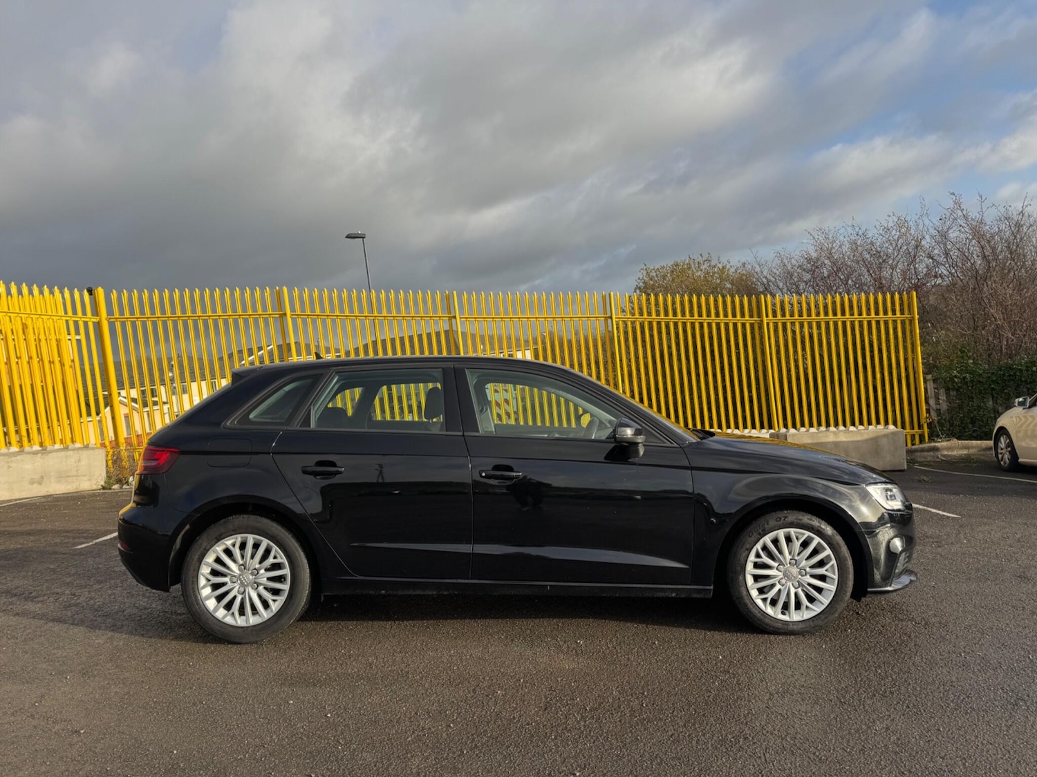 Used Audi A3 2018 for sale - 76839889: Photo 5