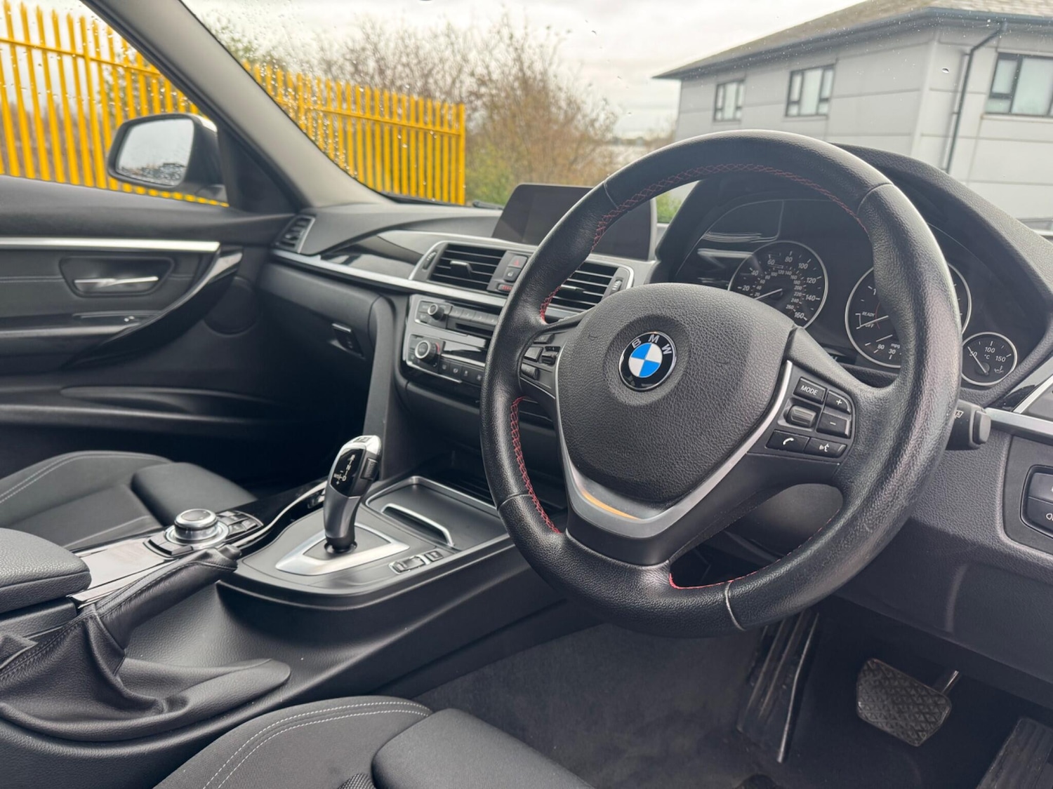 Used BMW 3 Series 2016 for sale - 76349816: Photo 12