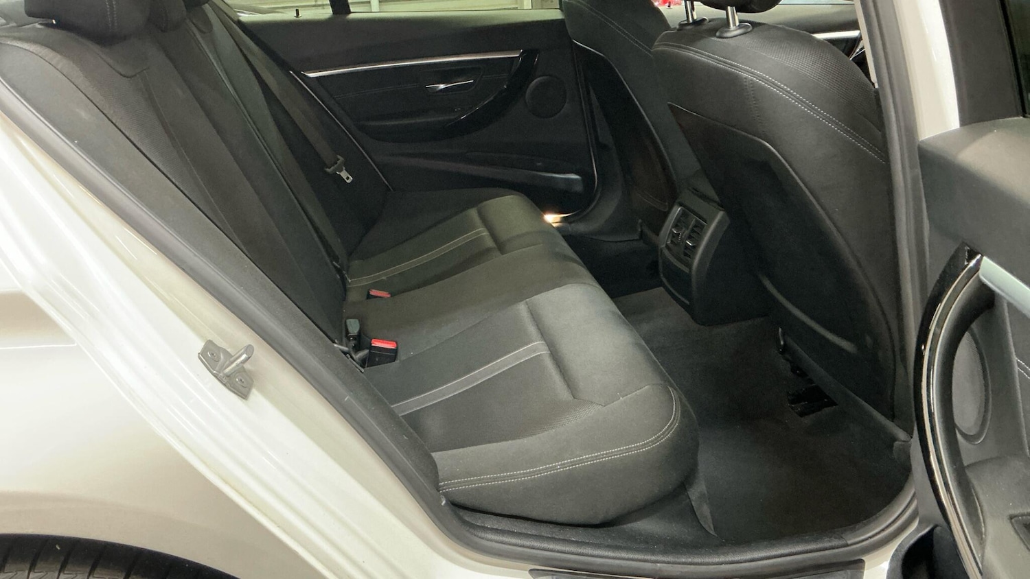 Used BMW 3 Series 2016 for sale - 76349816: Photo 5