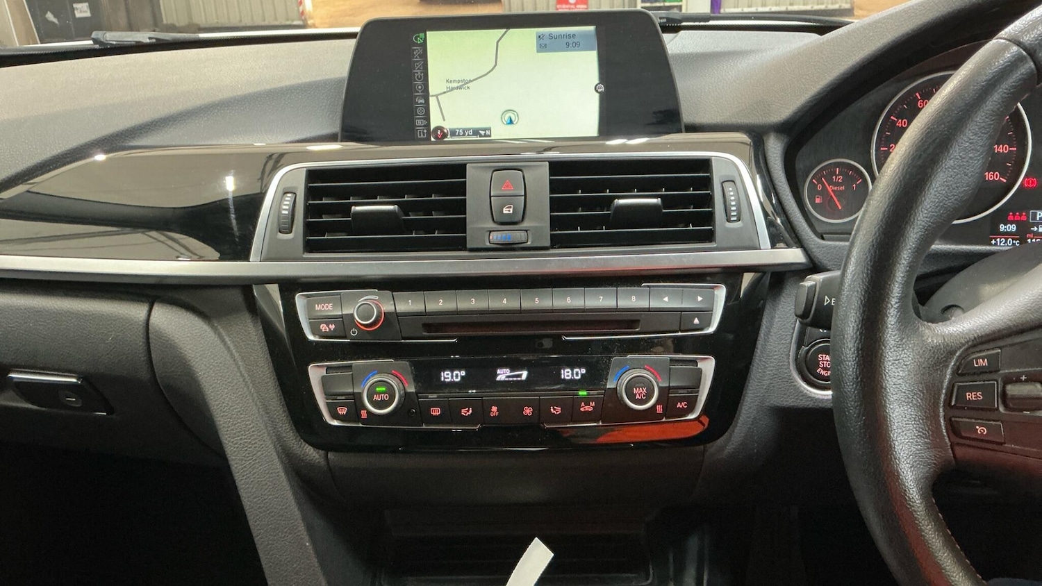 Used BMW 3 Series 2016 for sale - 76349816: Photo 6