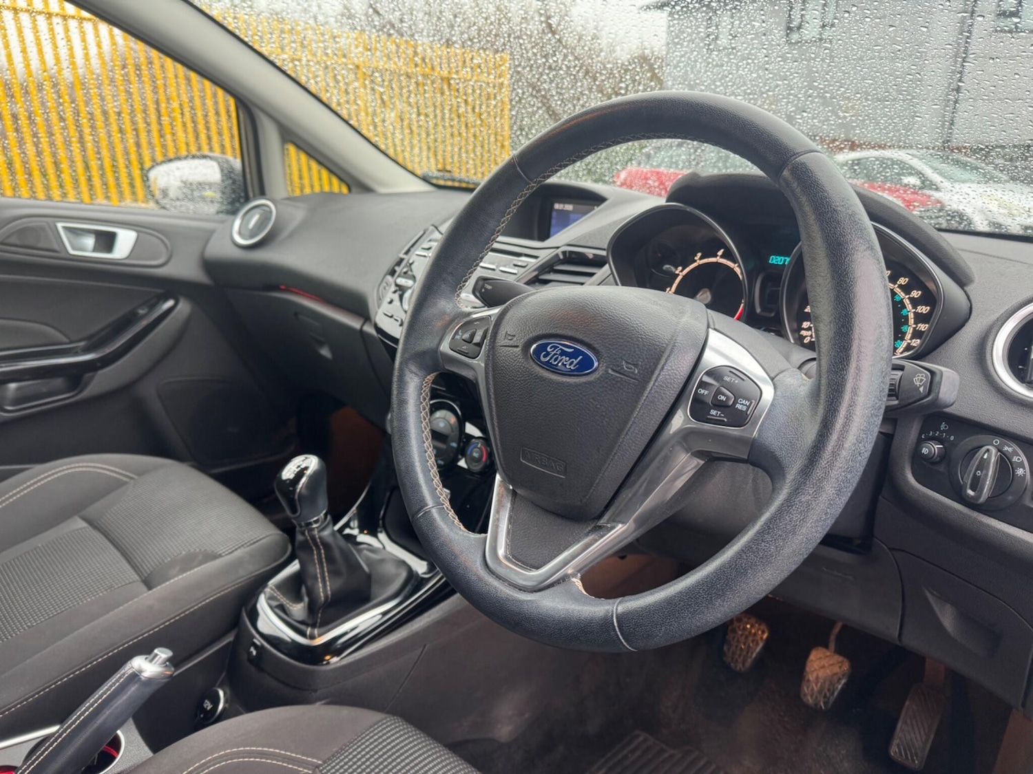 Used Ford Fiesta 2015 for sale - 77156334: Photo 10