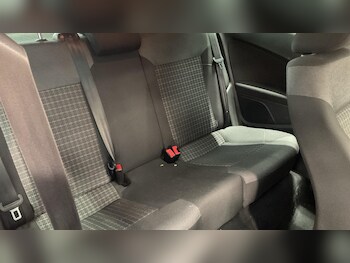 Used Volkswagen Polo 2016 for sale - 76975859: Photo