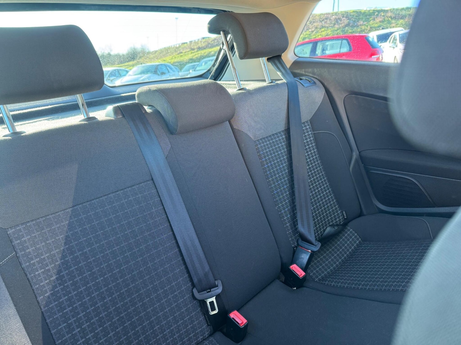 Used Volkswagen Polo 2016 for sale - 76975859: Photo 9