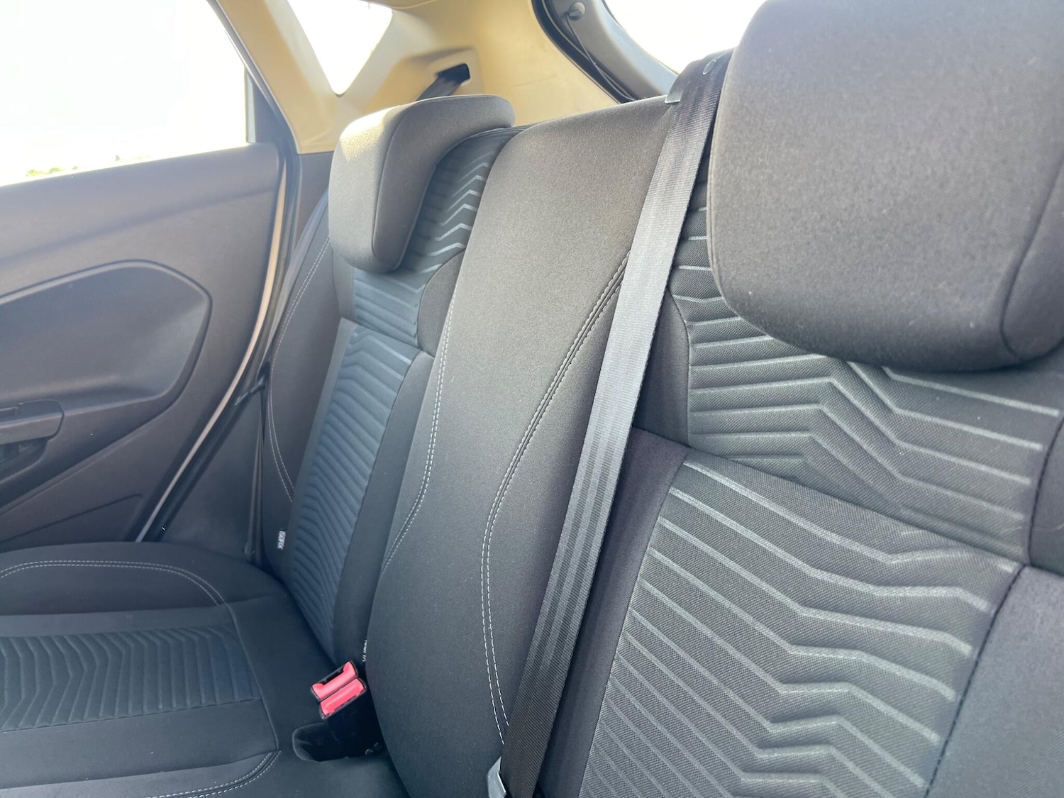 Used Ford Fiesta 2014 for sale - 75302369: Photo 12