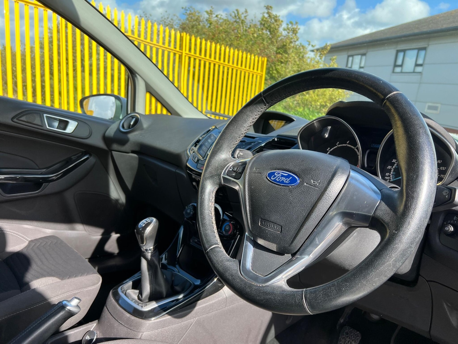 Used Ford Fiesta 2014 for sale - 75302369: Photo 8