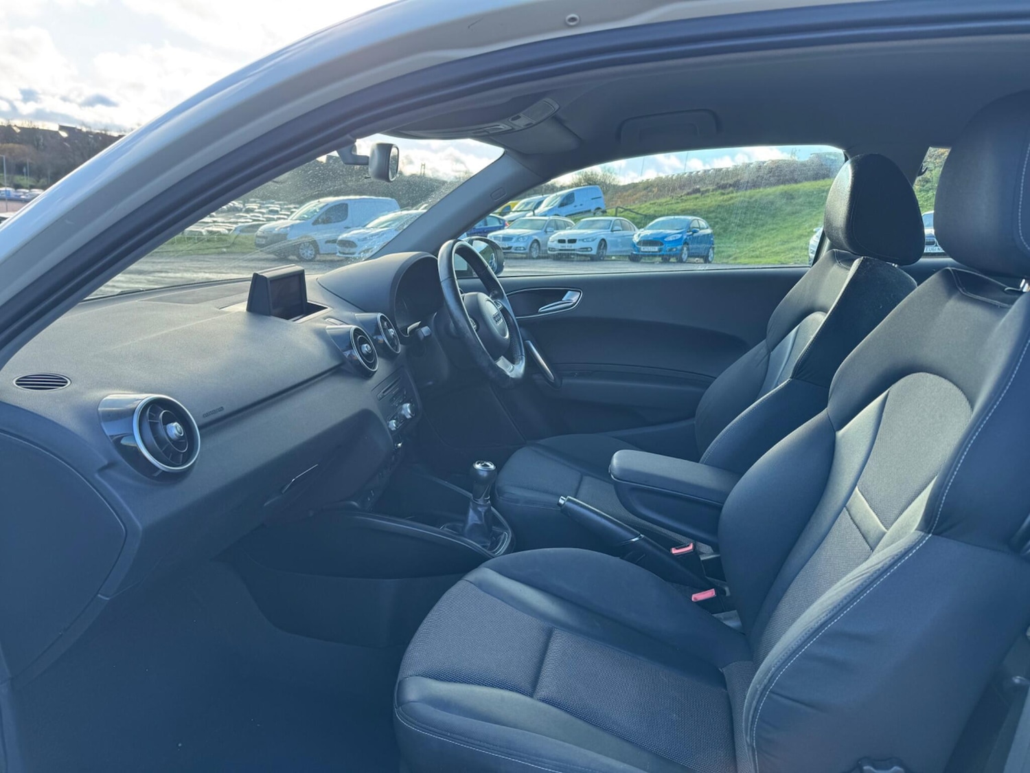 Used Audi A1 2011 for sale - 76214407: Photo 8