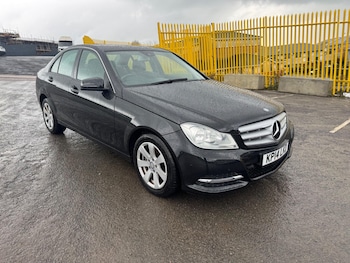Used Mercedes-Benz C Class 2014 for sale - 76899343: Photo