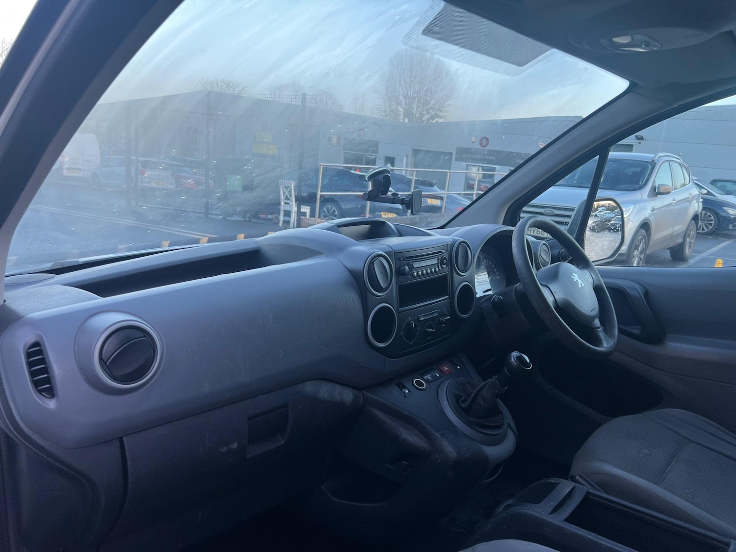 Used Peugeot Partner 2010 for sale - 77015905: Photo 8