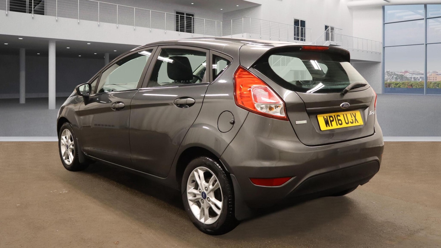 Used Ford Fiesta 2016 for sale - 76898986: Photo 2