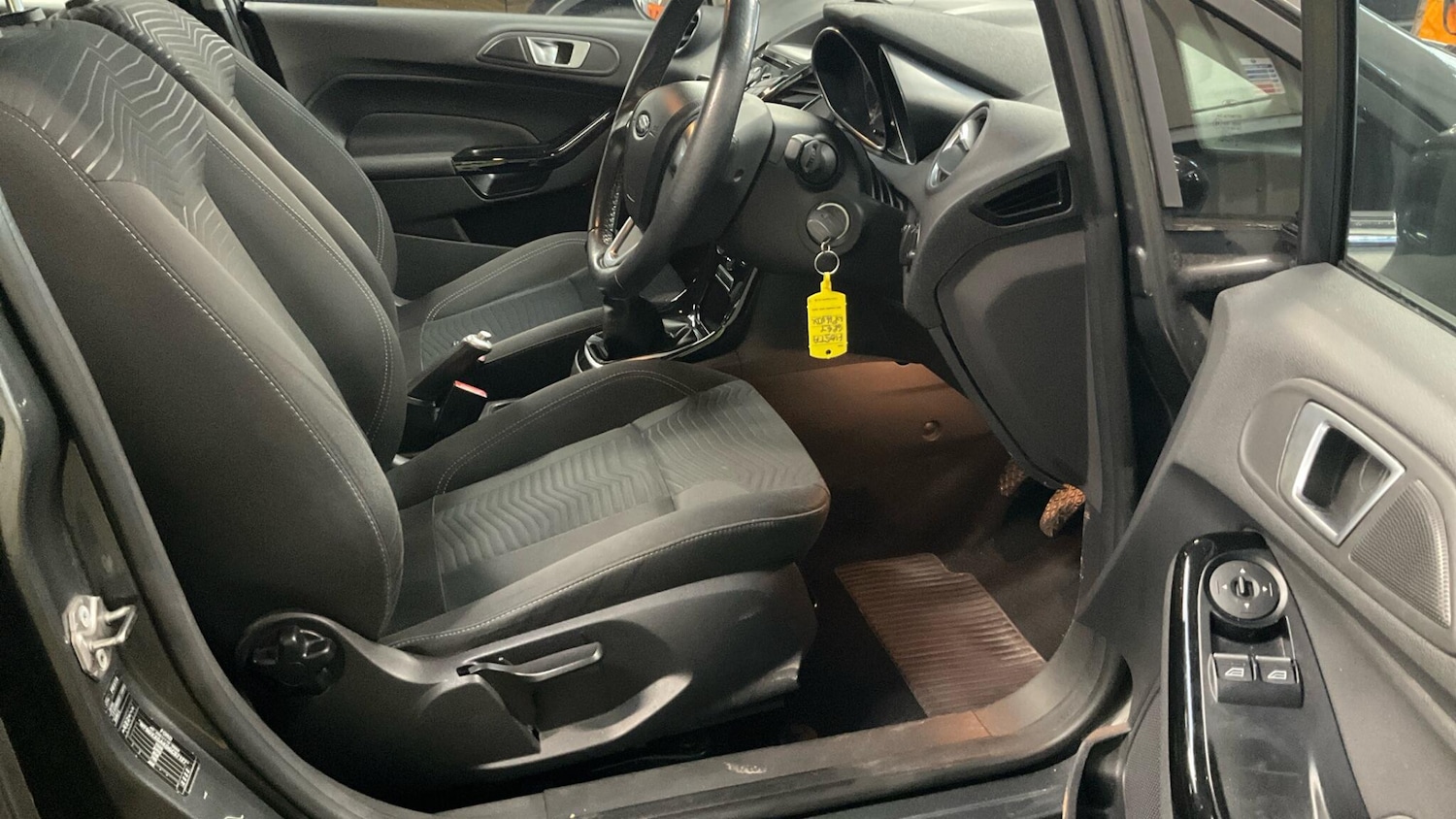 Used Ford Fiesta 2016 for sale - 76898986: Photo 5