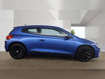 Used Volkswagen Scirocco 2015 for sale - 78320325: Photo