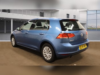 Used Volkswagen Golf 2015 for sale - 76398677: Photo