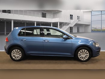 Used Volkswagen Golf 2015 for sale - 76398677: Photo