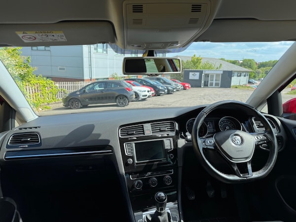 Used Volkswagen Golf 2015 for sale - 74394813: Photo 8