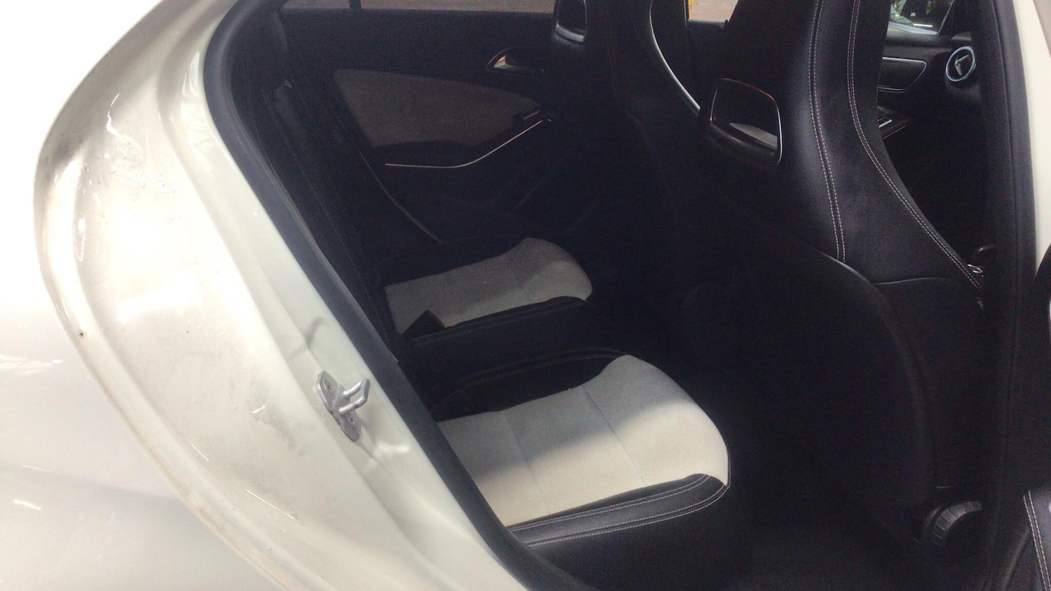 Used Mercedes-Benz A-Class 2015 for sale - 76349100: Photo 5