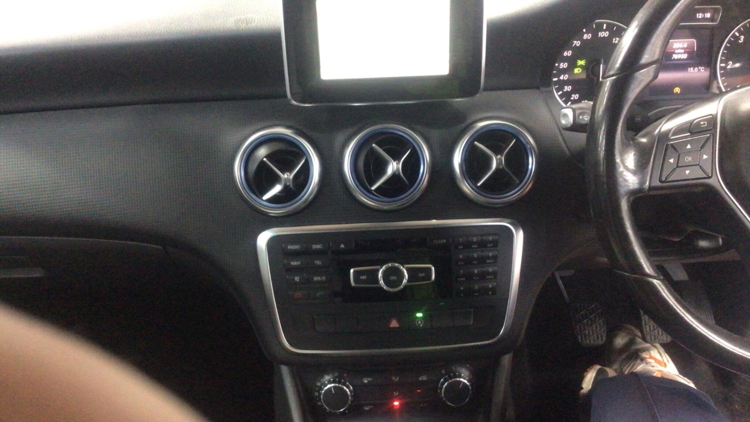 Used Mercedes-Benz A-Class 2015 for sale - 76349100: Photo 6