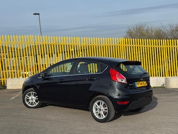 Used Ford Fiesta 2015 for sale - 77925126: Photo