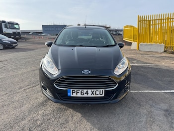 Used Ford Fiesta 2015 for sale - 77925126: Photo