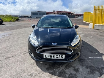 Used Ford Fiesta 2015 for sale - 78613058: Photo