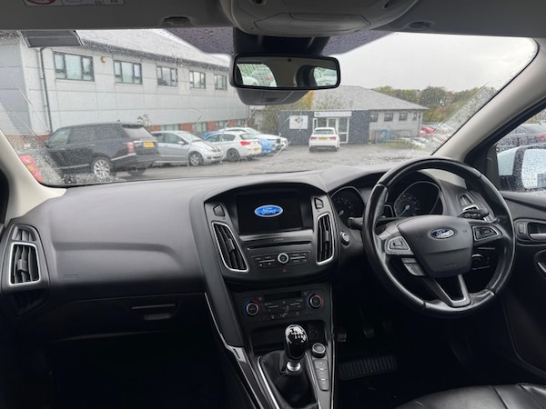 Used Ford Focus 2017 for sale - 76336066: Photo 10