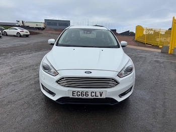 Used Ford Focus 2017 for sale - 76336066: Photo 3