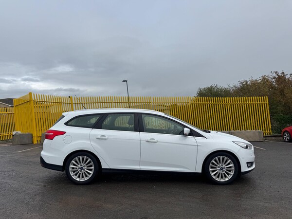 Used Ford Focus 2017 for sale - 76336066: Photo 5