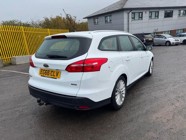 Used Ford Focus 2017 for sale - 76336066: Photo 6