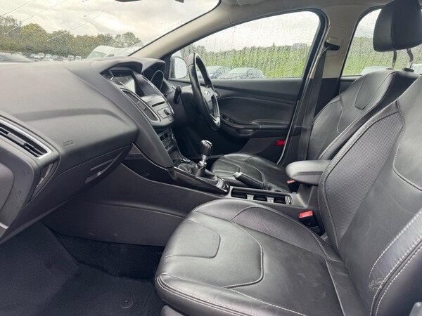 Used Ford Focus 2017 for sale - 76336066: Photo 8