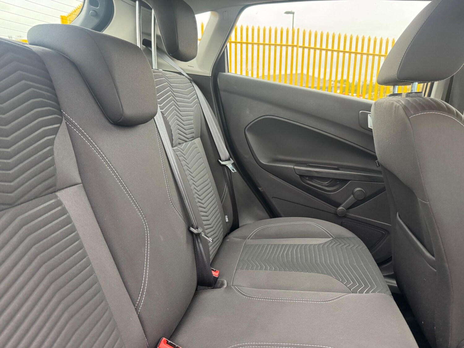 Used Ford Fiesta 2013 for sale - 76109586: Photo 14